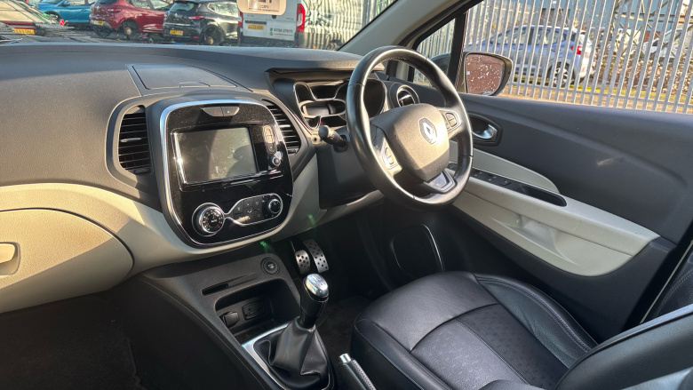 Renault Captur 0.9 TCE 90 GT Line 5dr Petrol Hatchback